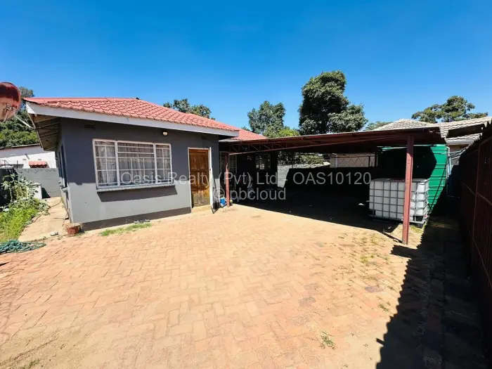 3 Bedroom House to Rent in Highfield, Harare