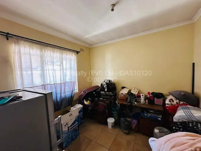 3 Bedroom House to Rent in Highfield, Harare