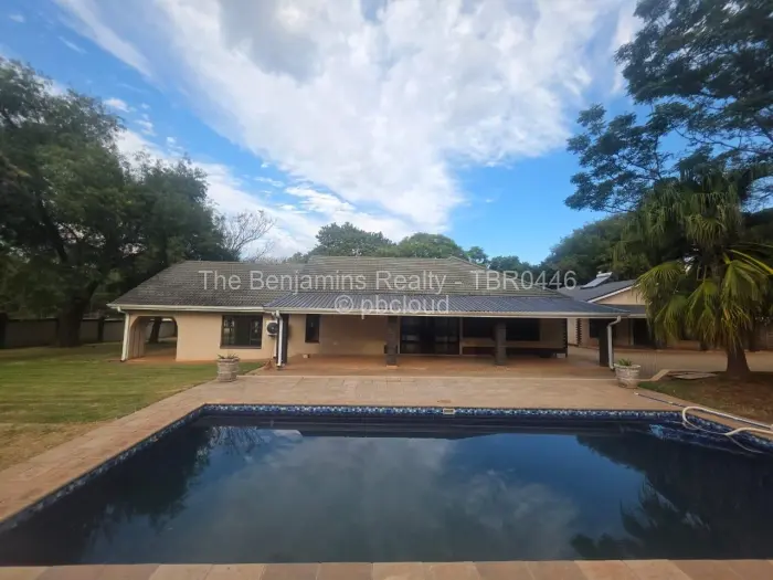 7 Bedroom House to Rent in Colne Valley, Harare