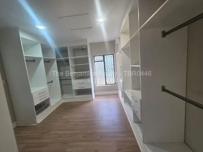 7 Bedroom House to Rent in Colne Valley, Harare