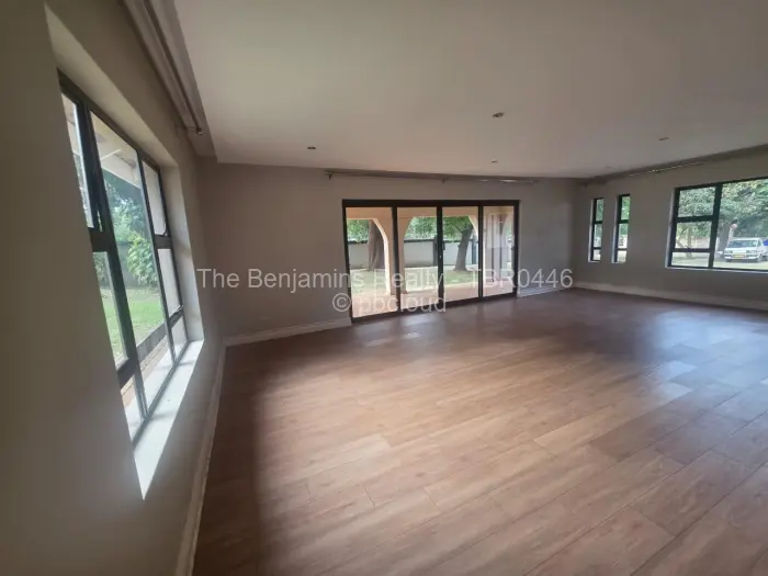 7 Bedroom House to Rent in Colne Valley, Harare