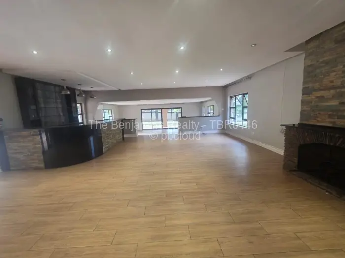 7 Bedroom House to Rent in Colne Valley, Harare