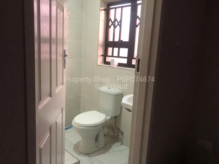 4 Bedroom House to Rent in Rockview, Harare