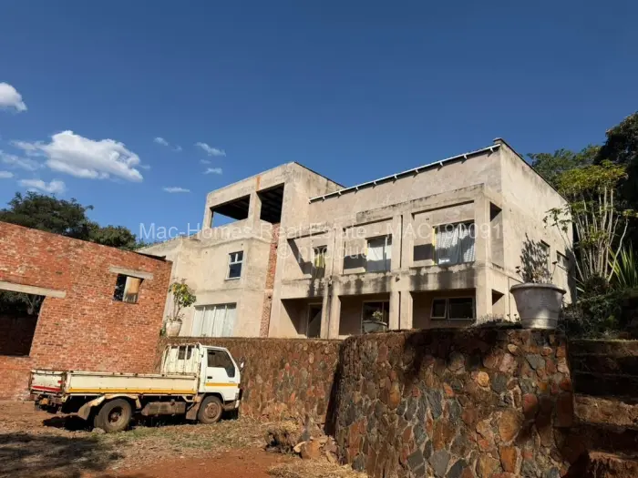 6 Bedroom House for Sale in Shawasha Hills, Harare