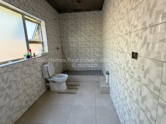 6 Bedroom House for Sale in Shawasha Hills, Harare