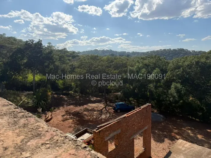 6 Bedroom House for Sale in Shawasha Hills, Harare