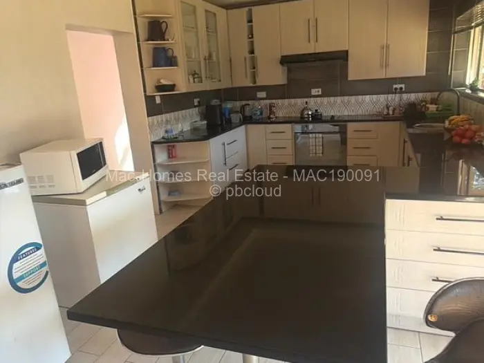6 Bedroom House for Sale in Shawasha Hills, Harare