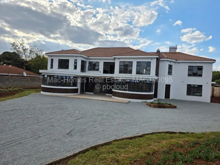 7 Bedroom House for Sale in Borrowdale West, Harare