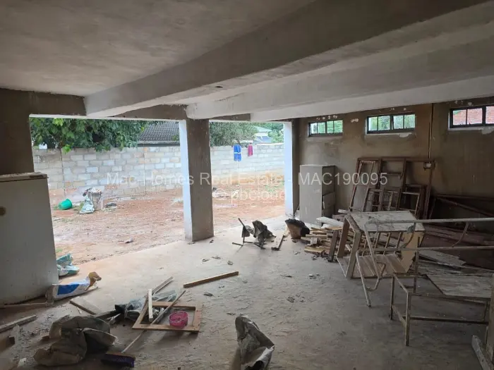 7 Bedroom House for Sale in Borrowdale West, Harare