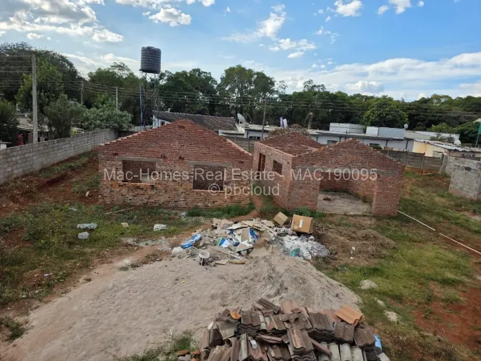 7 Bedroom House for Sale in Borrowdale West, Harare
