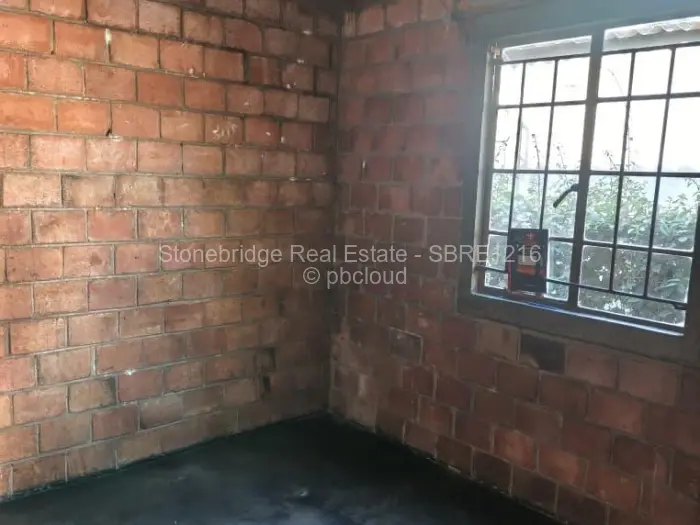 2 Bedroom House to Rent in Emakhandeni, Bulawayo