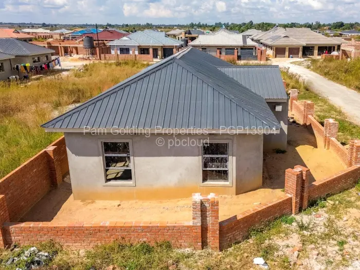 4 Bedroom House for Sale in Ruwa, Ruwa