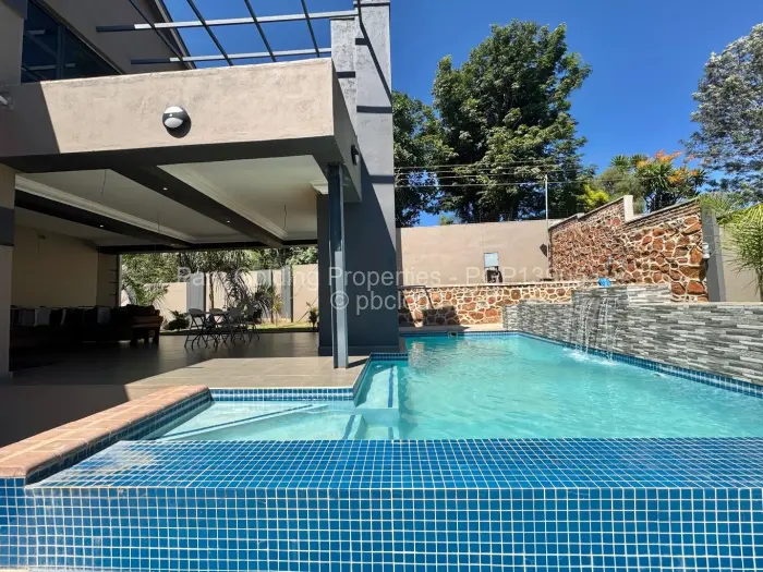 6 Bedroom House to Rent in Rolf Valley, Harare