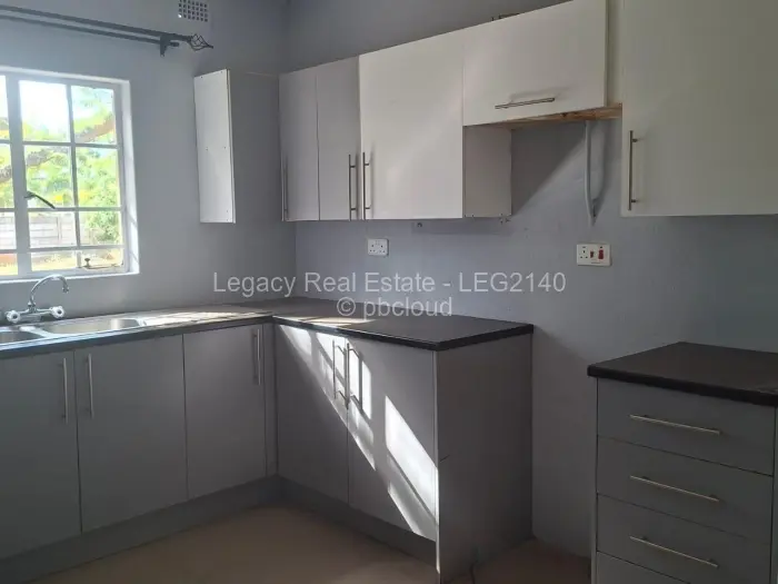 2 Bedroom Cottage/Garden Flat to Rent in Bluff Hill
