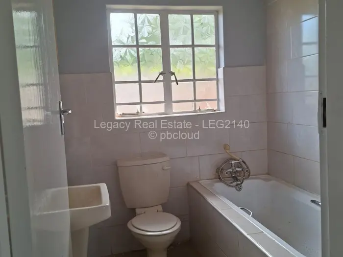 2 Bedroom Cottage/Garden Flat to Rent in Bluff Hill