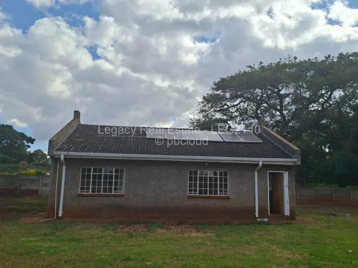 2 Bedroom Cottage/Garden Flat to Rent in Bluff Hill