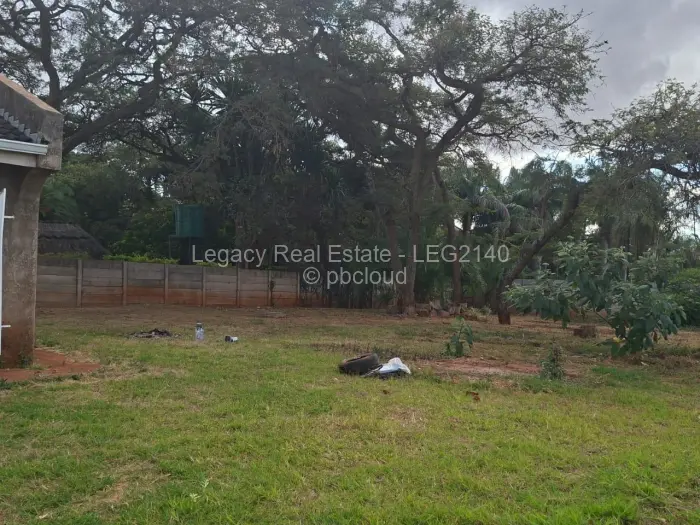 2 Bedroom Cottage/Garden Flat to Rent in Bluff Hill
