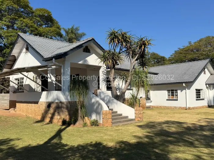4 Bedroom House for Sale in Hillside Byo, Bulawayo