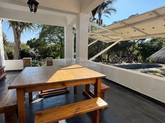 4 Bedroom House for Sale in Hillside Byo, Bulawayo