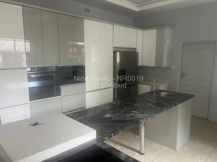 5 Bedroom House for Sale in Borrowdale Brooke, Harare