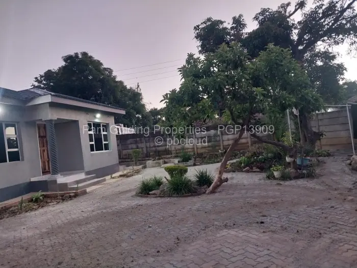 2 Bedroom Cottage/Garden Flat to Rent in Eastlea