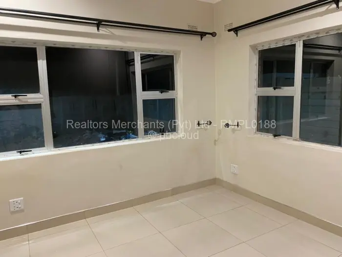 Townhouse/Cluster to Rent in Waterfalls