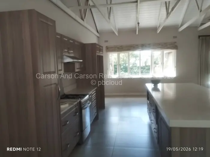 5 Bedroom House to Rent in Borrowdale Brooke