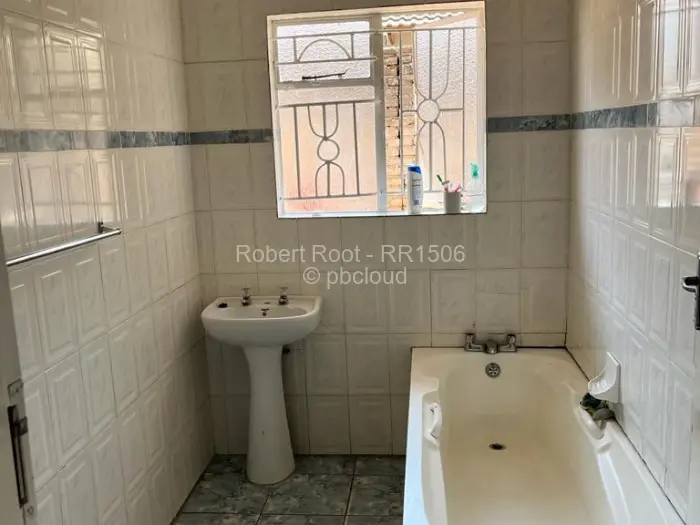 4 Bedroom House to Rent in Zimre Park, Harare
