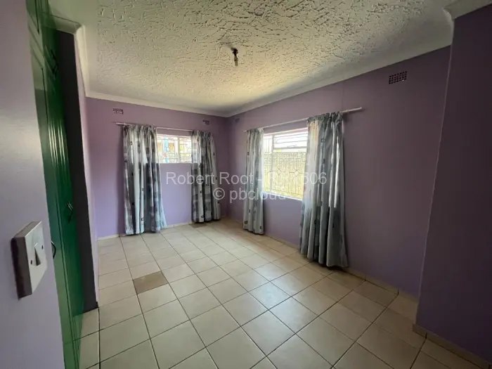 4 Bedroom House to Rent in Zimre Park, Harare