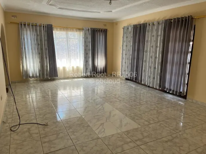 4 Bedroom House to Rent in Zimre Park, Harare