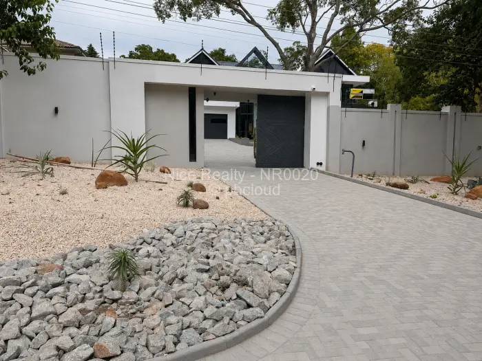 4 Bedroom House for Sale in Umwinsidale, Harare