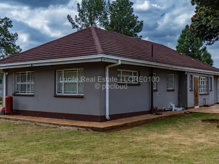 3 Bedroom House to Rent in Mount Pleasant