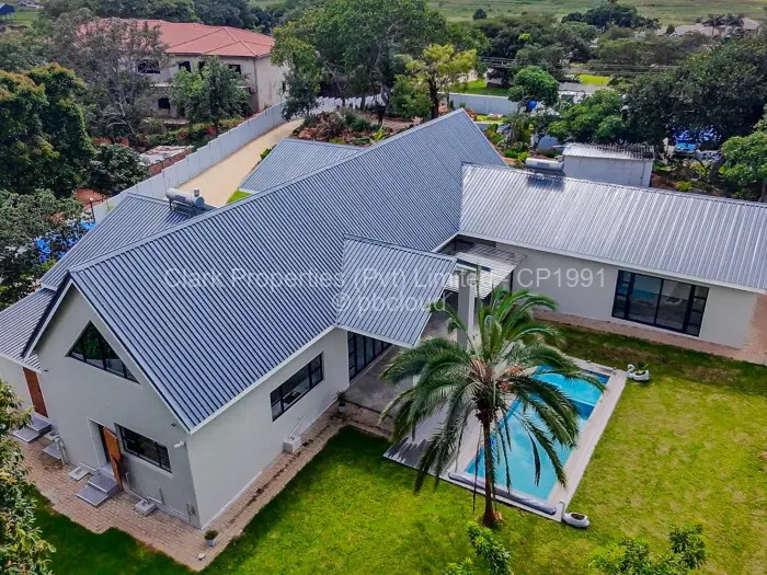 6 Bedroom House for Sale in Gunhill, Harare