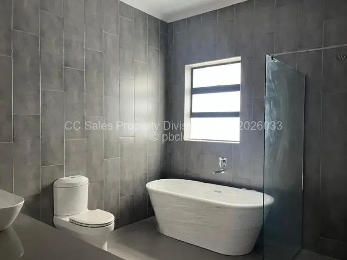 3 Bedroom House for Sale in Suburbs, Bulawayo