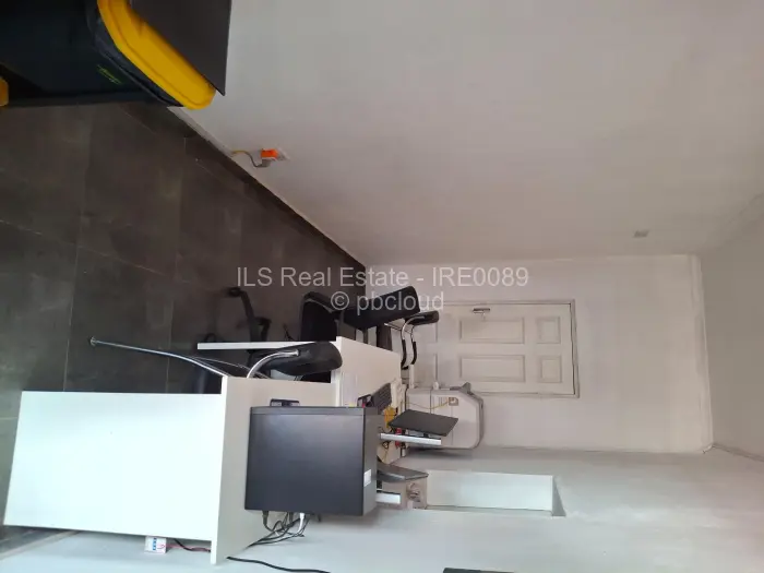 Office to Rent in Avenues