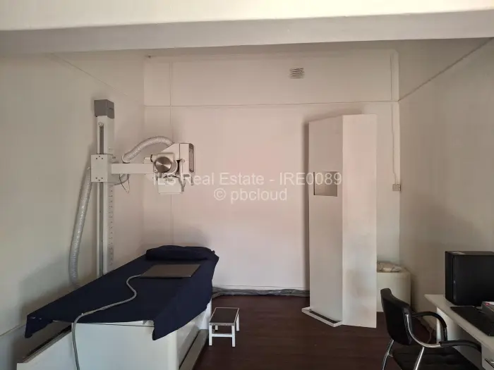 Office to Rent in Avenues