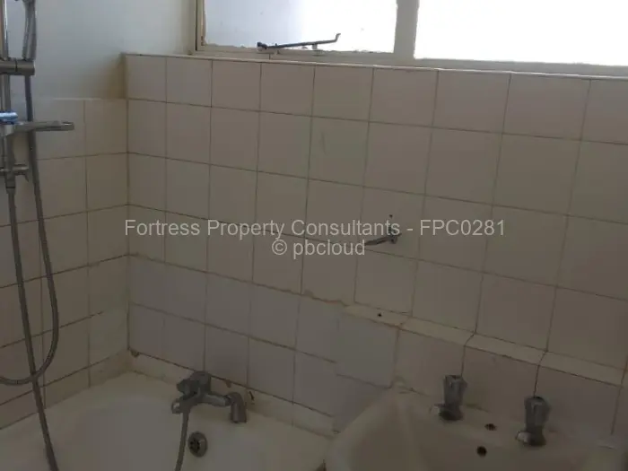 Flat/Apartment to Rent in Avenues