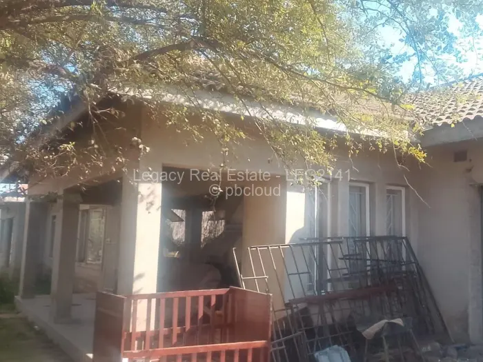 5 Bedroom House to Rent in Belvedere