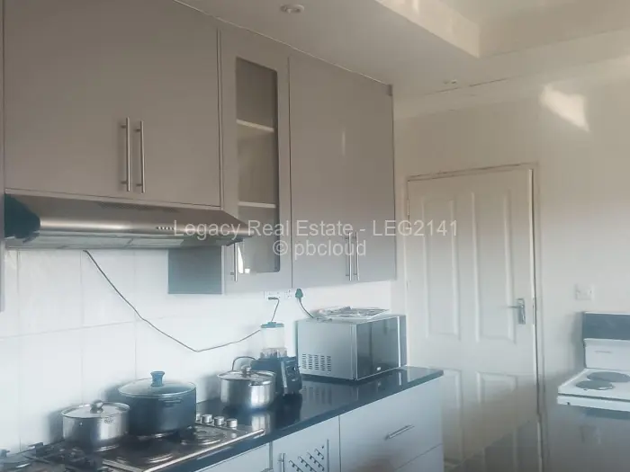 5 Bedroom House to Rent in Belvedere