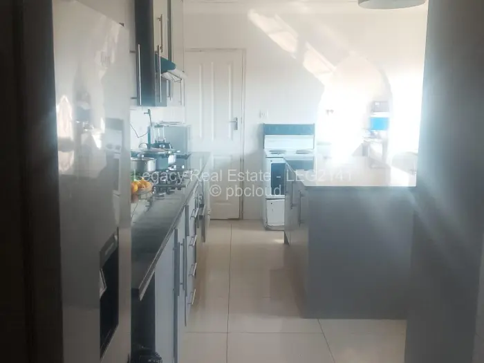 5 Bedroom House to Rent in Belvedere