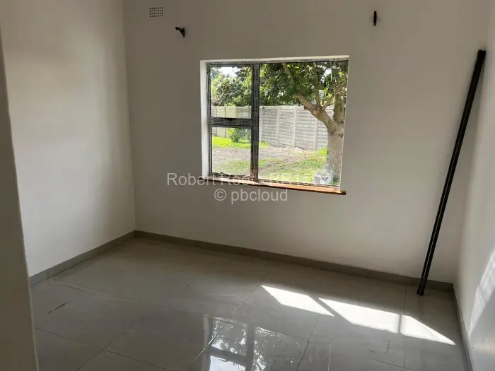 3 Bedroom House for Sale in Ruwa, Ruwa