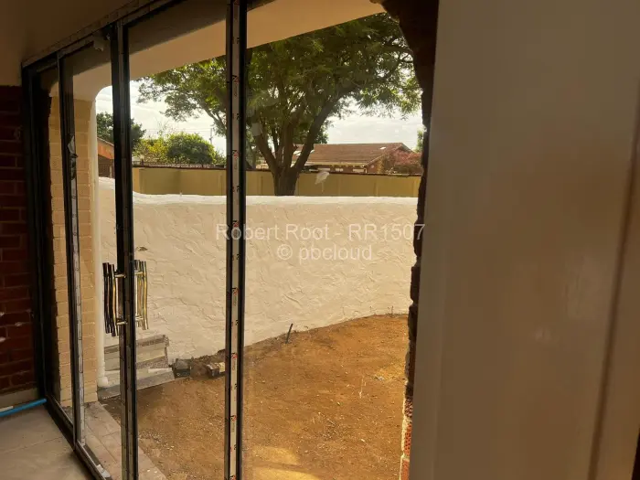 3 Bedroom House for Sale in Ruwa, Ruwa