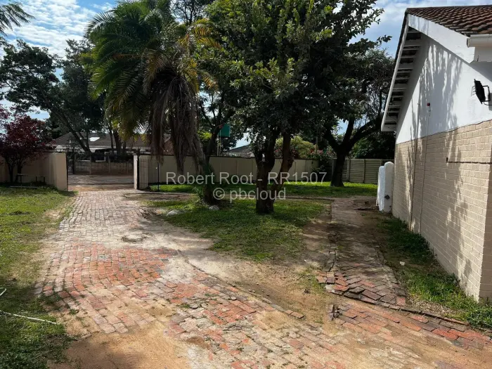 3 Bedroom House for Sale in Ruwa, Ruwa
