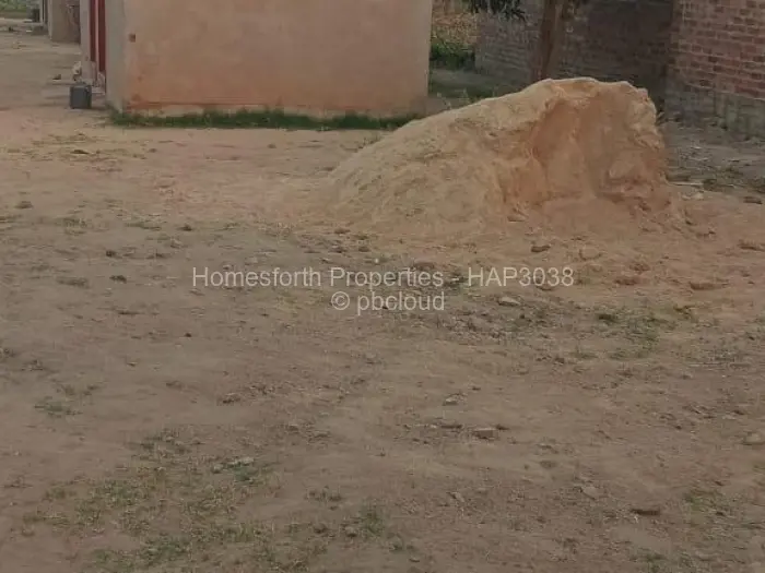 1 Bedroom House for Sale in Budiriro, Harare