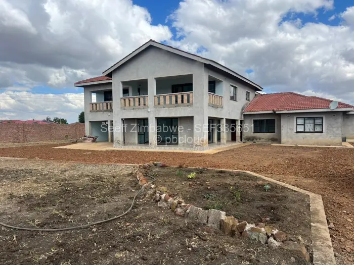 6 Bedroom House to Rent in Goodhope, Harare