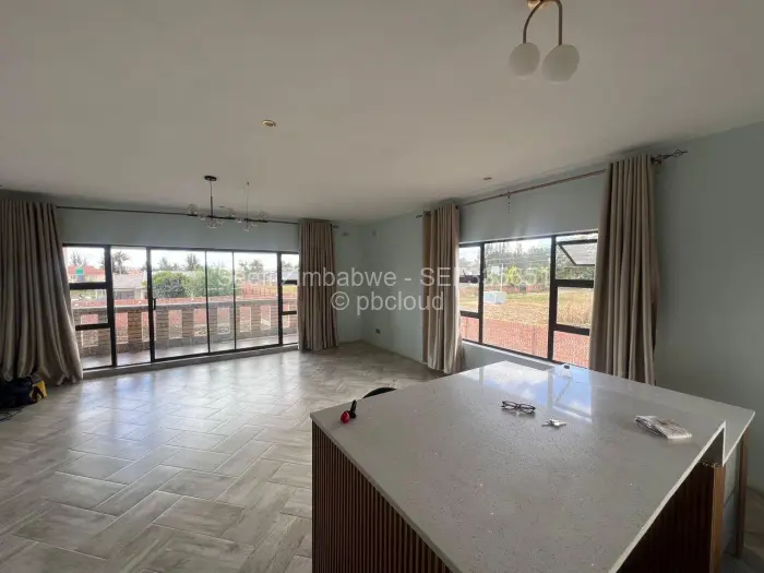 6 Bedroom House to Rent in Goodhope, Harare