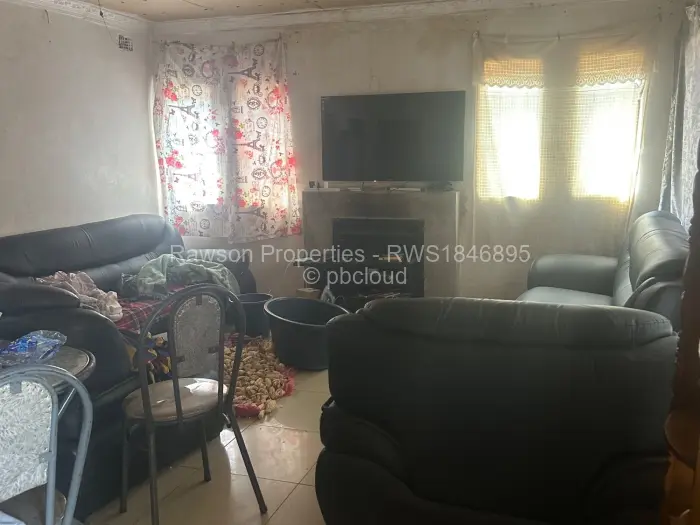4 Bedroom House for Sale in Damofalls, Damofalls