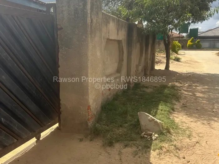 4 Bedroom House for Sale in Damofalls, Damofalls