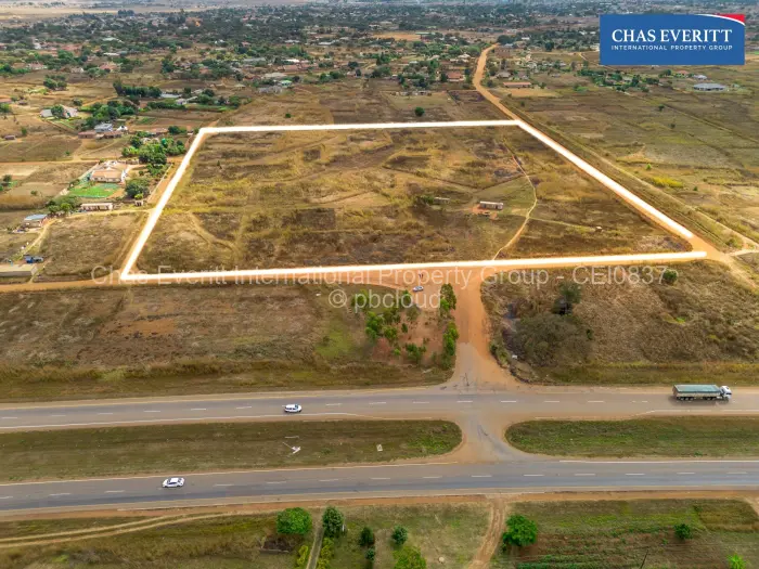 Commercial Stand for Sale in Norton, Norton