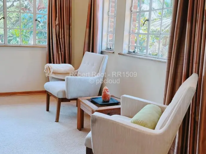 5 Bedroom House to Rent in Gunhill